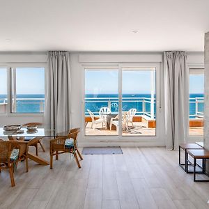 Atico Con Garaje En 1º Linea De Playa Almeria